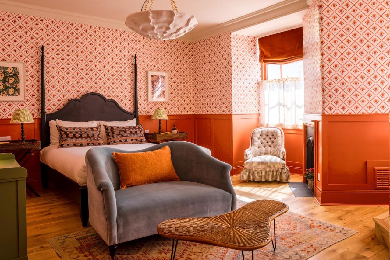 Hotel The Mitre, Hampton Court Kingston upon Thames  Exterior foto A bedroom at The Mitre