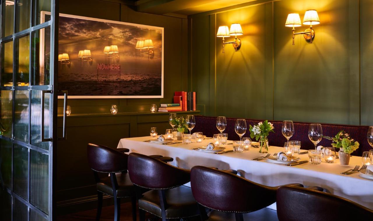 Hotel The Mitre, Hampton Court Kingston upon Thames  Exterior foto The private dining room at the restaurant