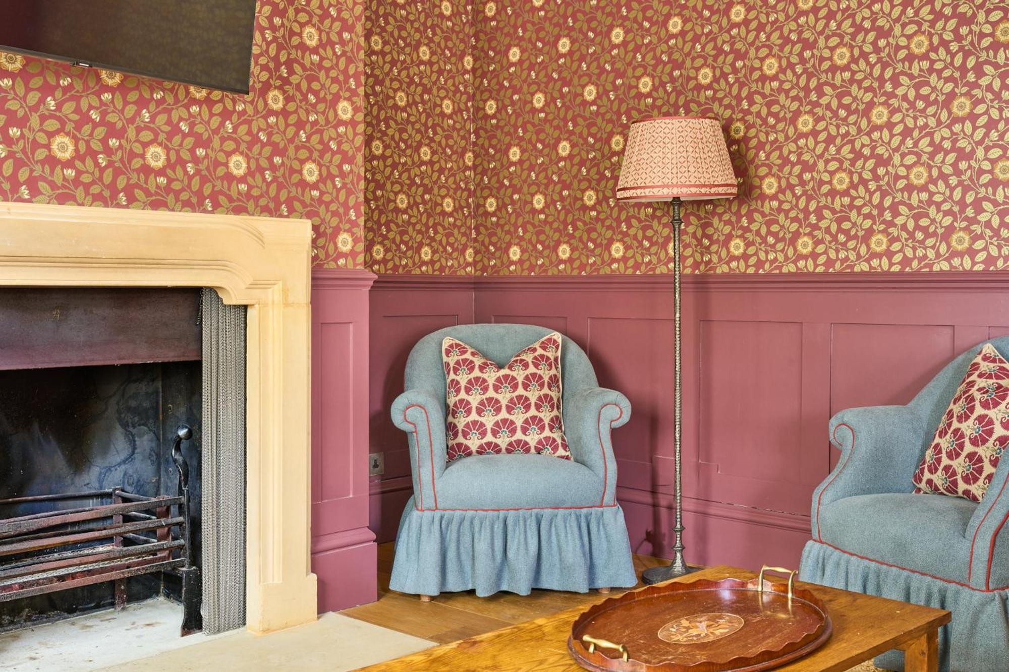 Hotel The Mitre, Hampton Court Kingston upon Thames  Exterior foto Interior of the house
